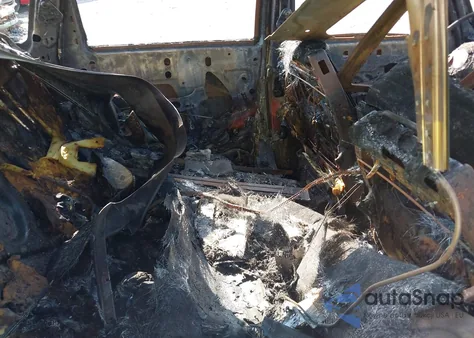 2002 Chrysler Pt Cruiser Limited из США, поврежденный, VIN 3C8FY68B52T205877